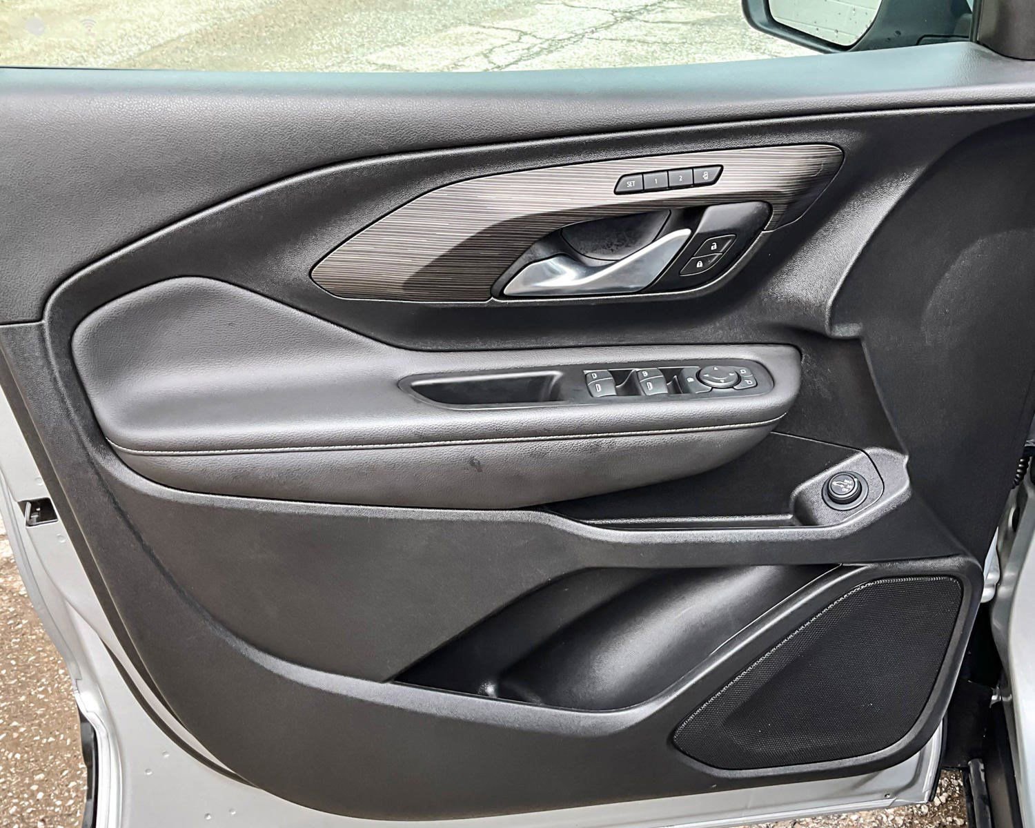 Certified 2022 GMC Terrain SLT image 9