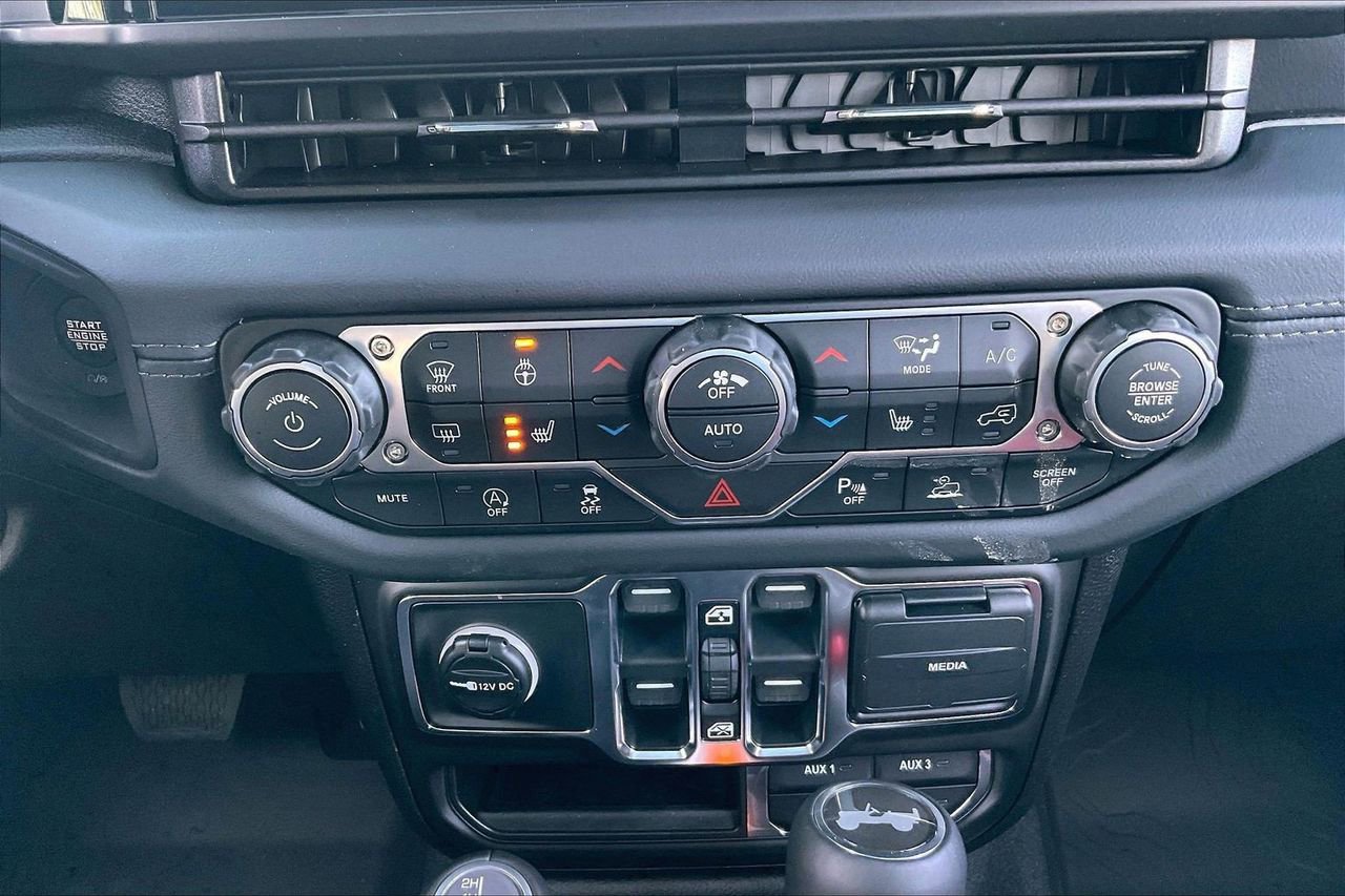 New 2026 Jeep Wrangler Sahara image 18