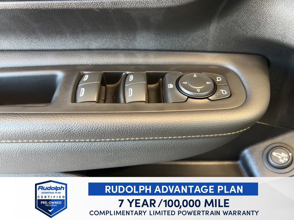 Used 2023 GMC Terrain AT4 image 37