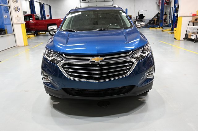 Used 2021 Chevrolet Equinox Premier w/ LPO, Floor Liner Package image 2