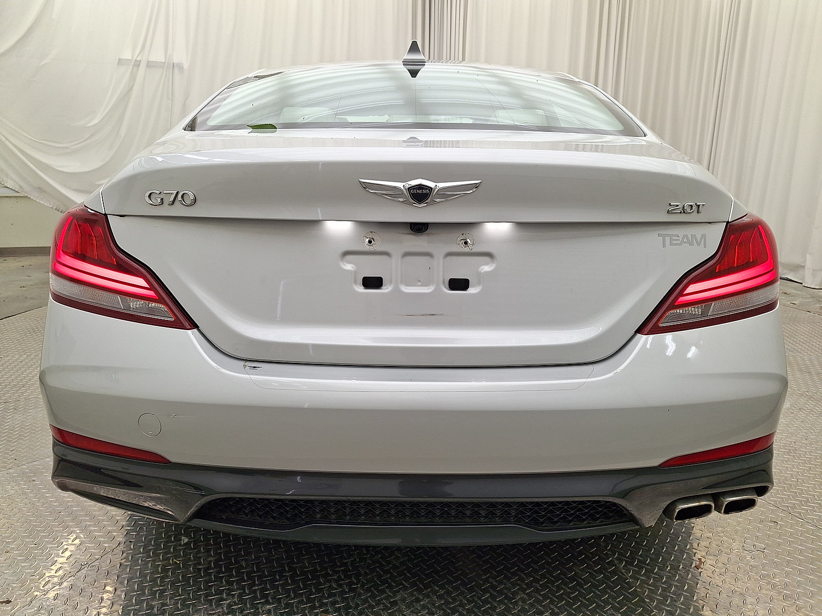 Used 2019 Genesis G70 2.0T Advanced RWD image 14