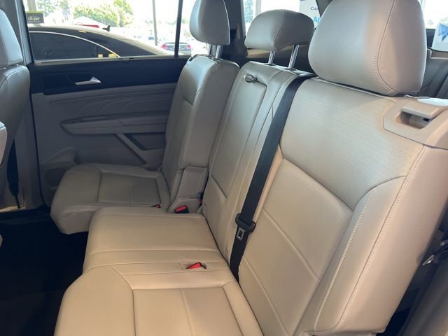 Used 2023 Volkswagen Atlas SE image 26