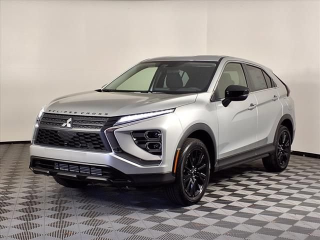Used 2025 Mitsubishi Eclipse Cross LE AWD/4WD image 3