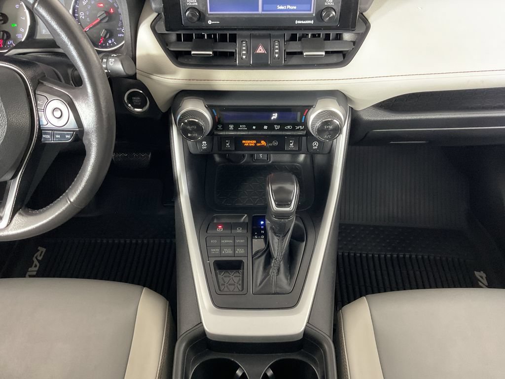 Used 2020 Toyota RAV4 XLE Premium AWD/4WD image 14