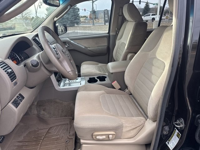Used 2011 Nissan Pathfinder SV image 9