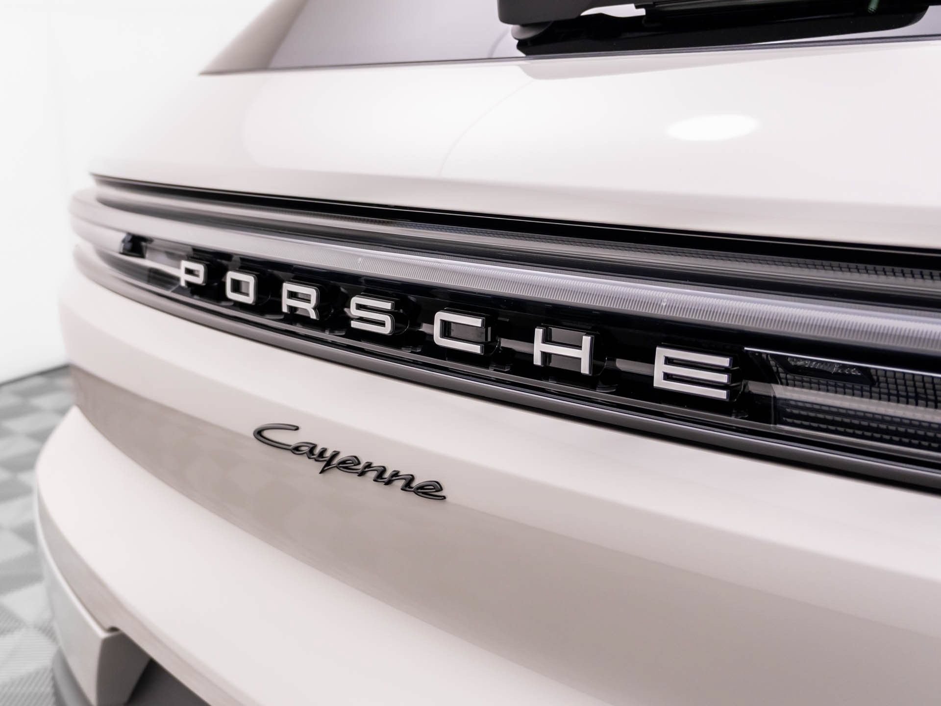 New 2026 Porsche Cayenne AWD/4WD image 38