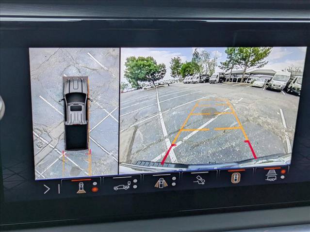 Used 2025 GMC Sierra 2500 Denali Ultimate w/ Max Trailering Package AWD/4WD image 14