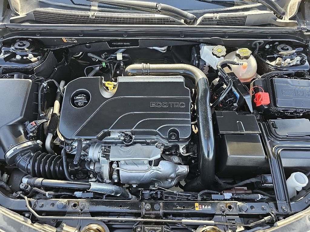 Used 2024 Chevrolet Malibu LT image 11