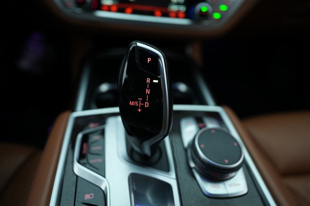 Used 2022 BMW 745e xDrive w/ M Sport Package image 53