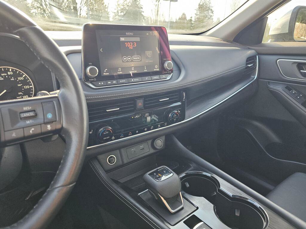 Used 2021 Nissan Rogue SL image 31