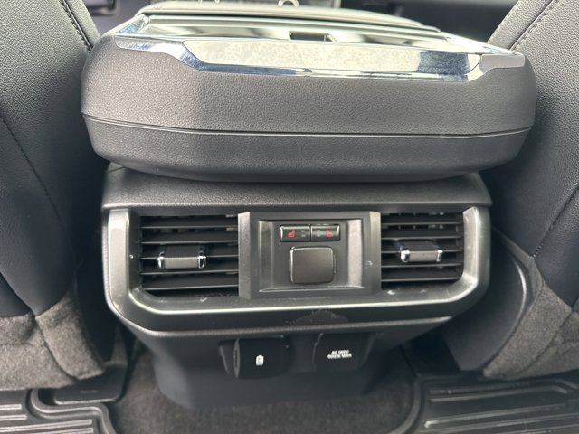 Used 2022 Ford F150 Lariat w/ Equipment Group 502A High image 15