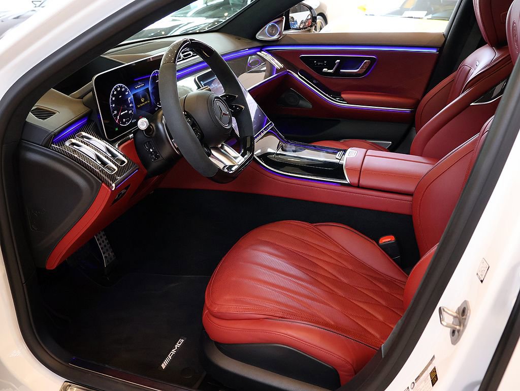 Used 2025 Mercedes-Benz S 63 AMG S image 4