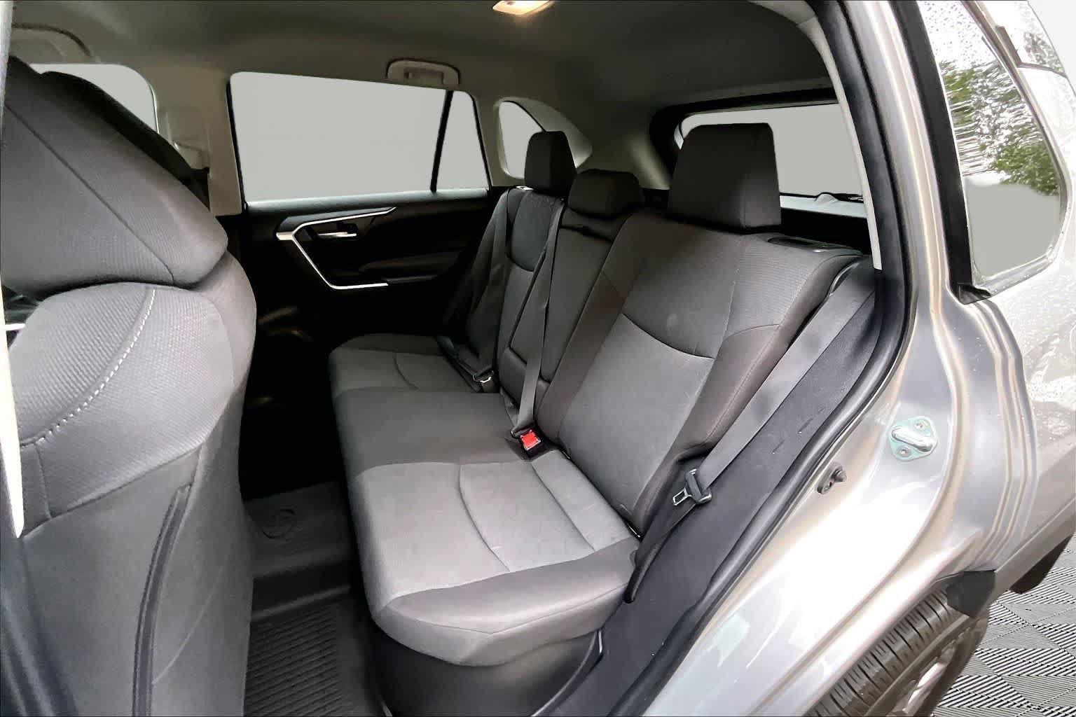 Certified 2025 Toyota RAV4 XLE AWD/4WD image 21