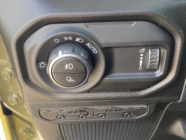 New 2026 Jeep Gladiator Sport AWD/4WD image 26