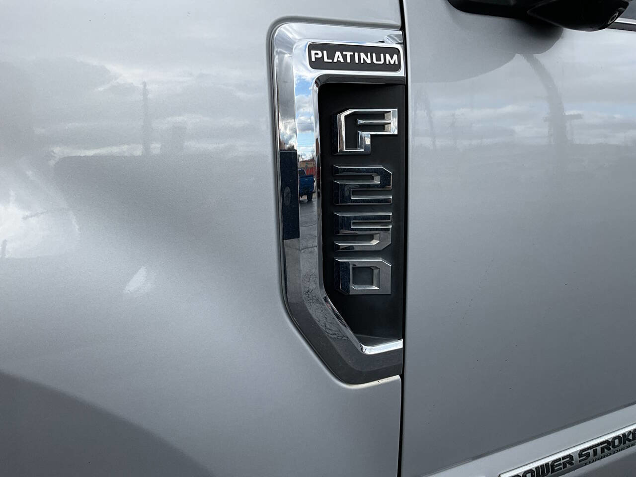 Used 2017 Ford F250 Platinum w/ Platinum Ultimate Package image 37