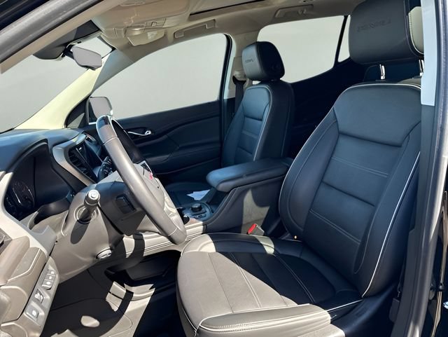 Used 2022 GMC Acadia Denali w/ Denali Ultimate Package FWD image 25