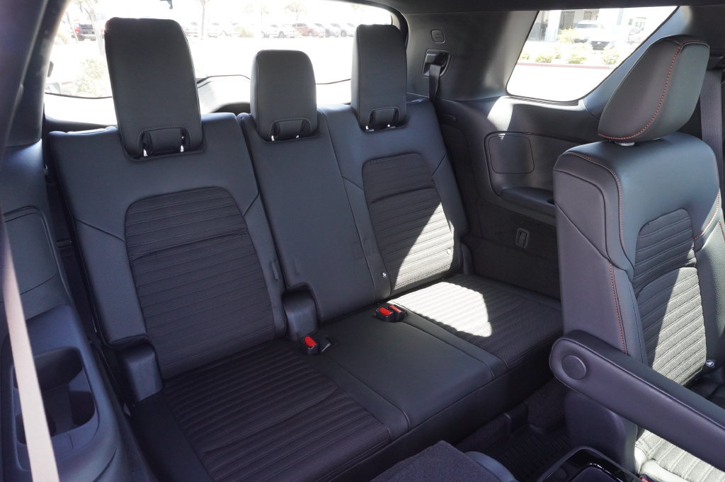 New 2026 Nissan Pathfinder Rock Creek w/ Rock Creek Premium Package AWD/4WD image 10