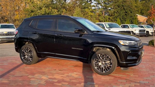 Used 2022 Jeep Compass High Altitude image 3