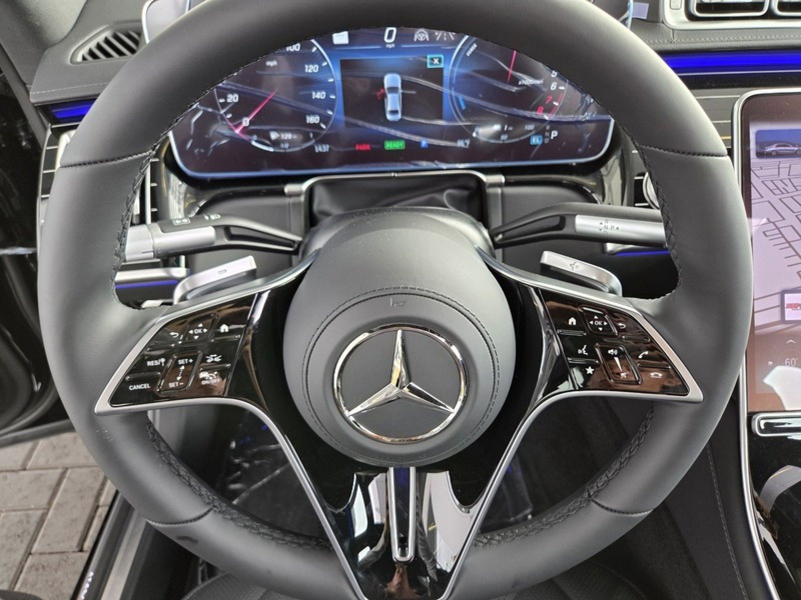 New 2026 Mercedes-Benz S 580e 4MATIC Sedan image 22