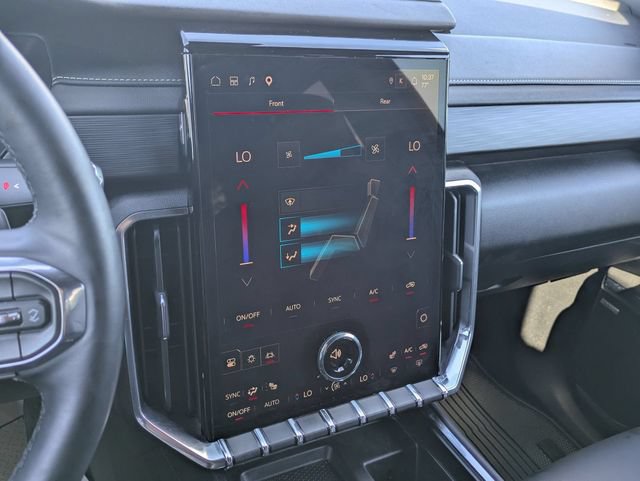 Used 2025 GMC Acadia Elevation w/ Elevation Premium Package FWD image 24
