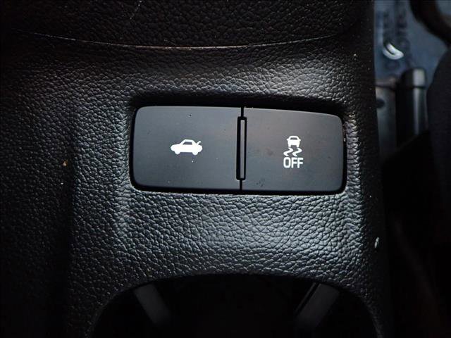 Used 2017 Chevrolet Sonic LT image 19