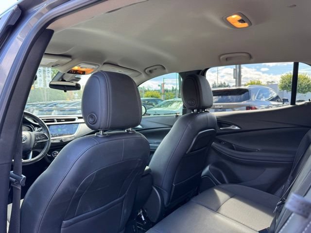 Used 2021 Buick Encore GX Select w/ Sport Touring Package FWD image 9