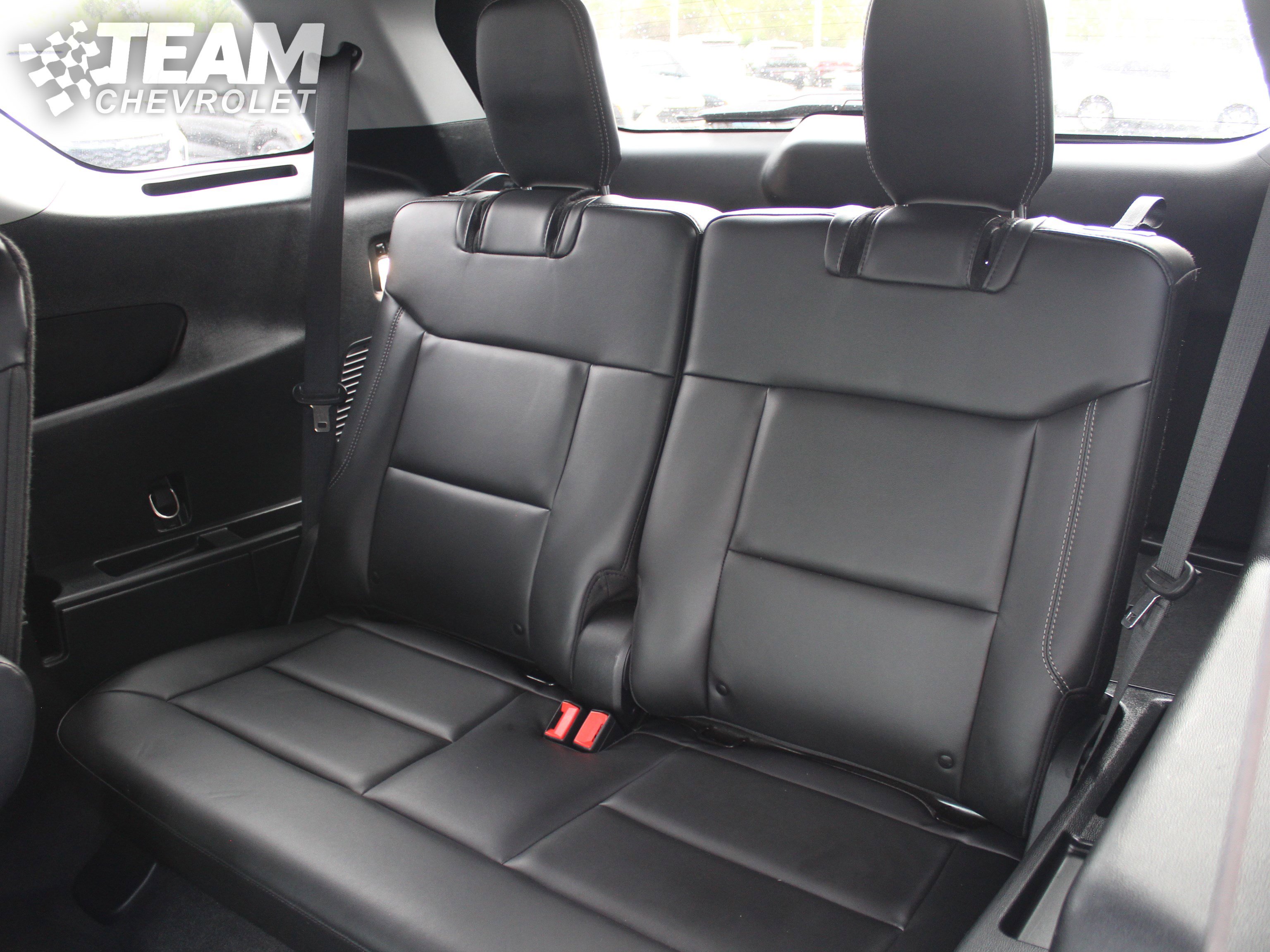 Used 2022 Ford Explorer XLT w/ Equipment Group 202A AWD/4WD image 22