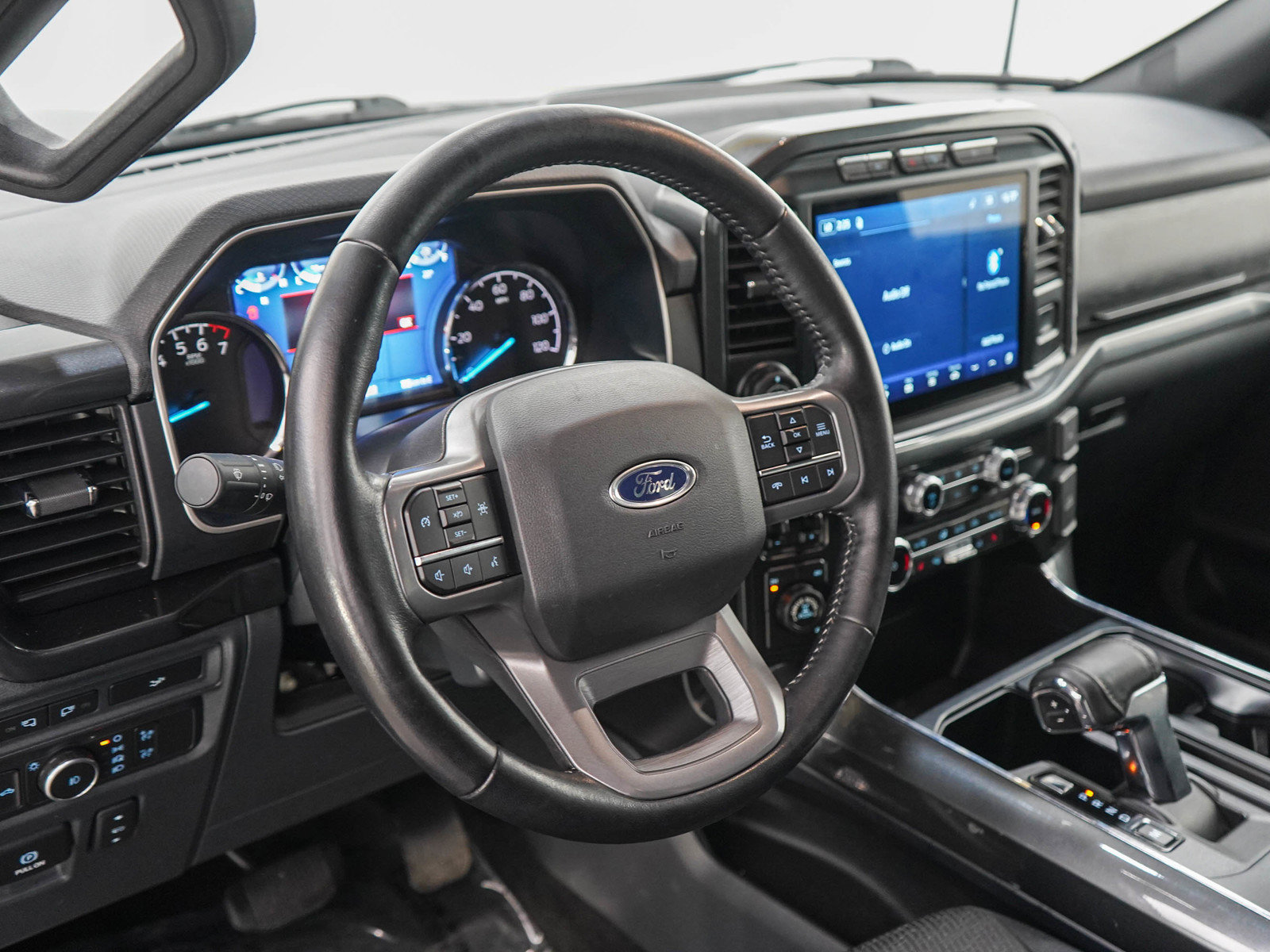Used 2022 Ford F150 XLT w/ Equipment Group 302A High AWD/4WD image 20