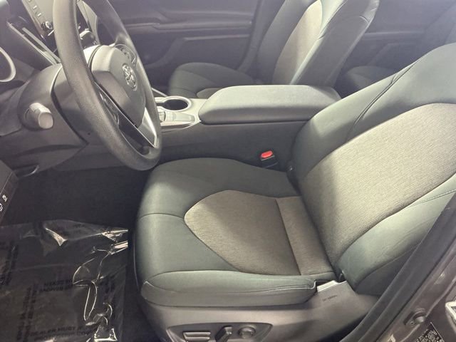 Used 2023 Toyota Camry LE FWD image 8