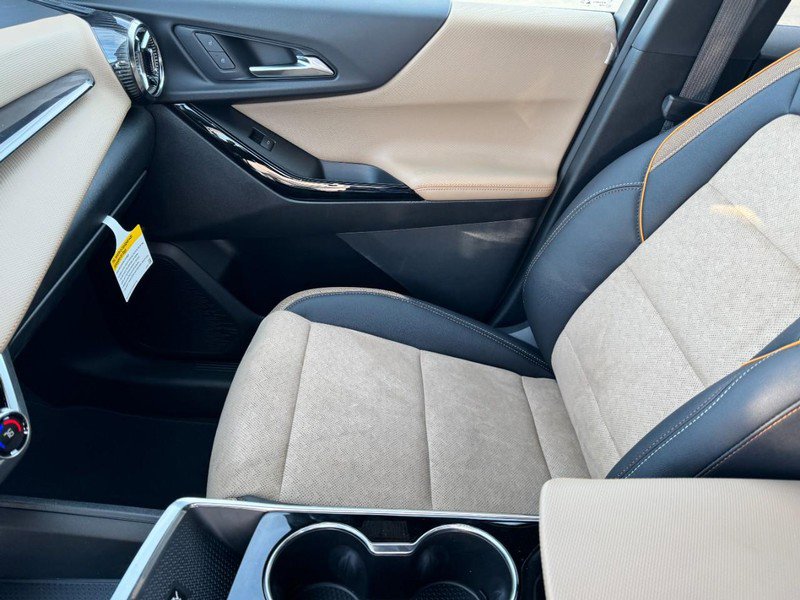 New 2026 Chevrolet Equinox ACTIV image 7