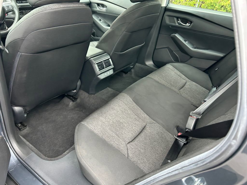Used 2025 Honda Accord LX image 26