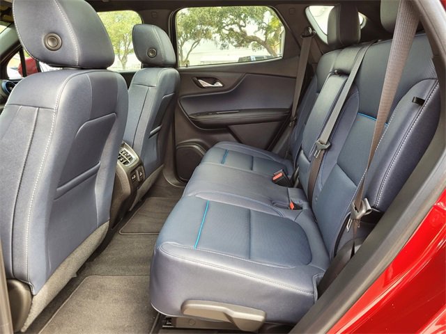 Used 2025 Chevrolet Blazer RS w/ Enhanced Convenience Package image 13