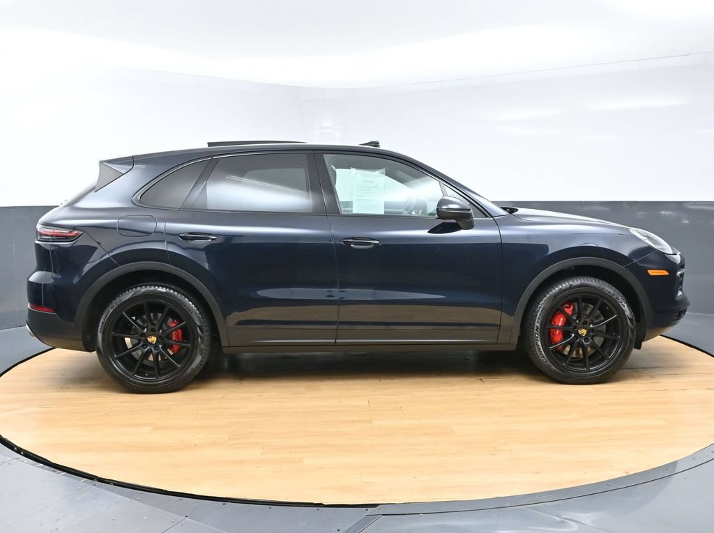 Used 2021 Porsche Cayenne AWD/4WD image 8