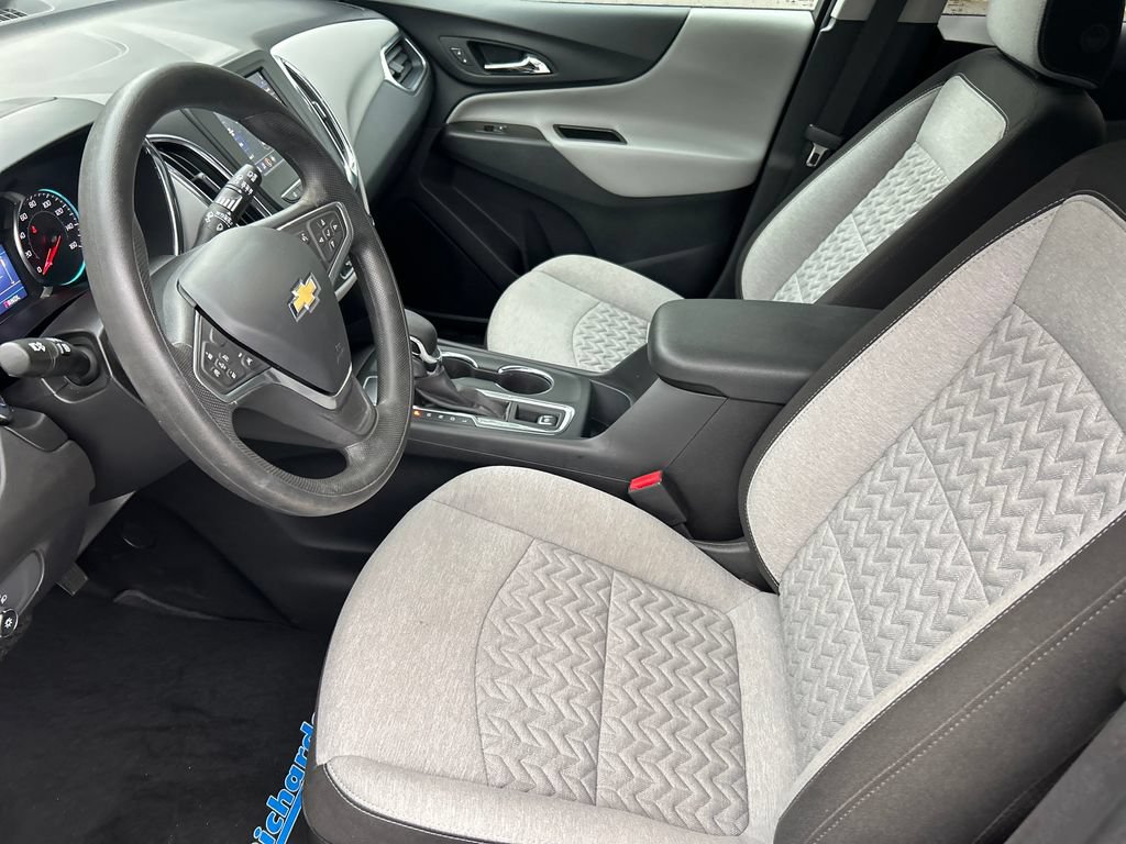 Used 2023 Chevrolet Equinox LT FWD image 11