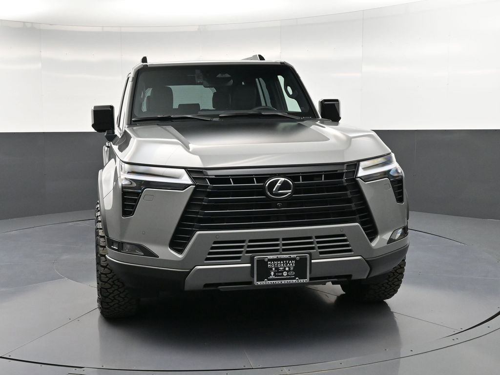 Used 2024 Lexus GX 550 AWD/4WD image 11