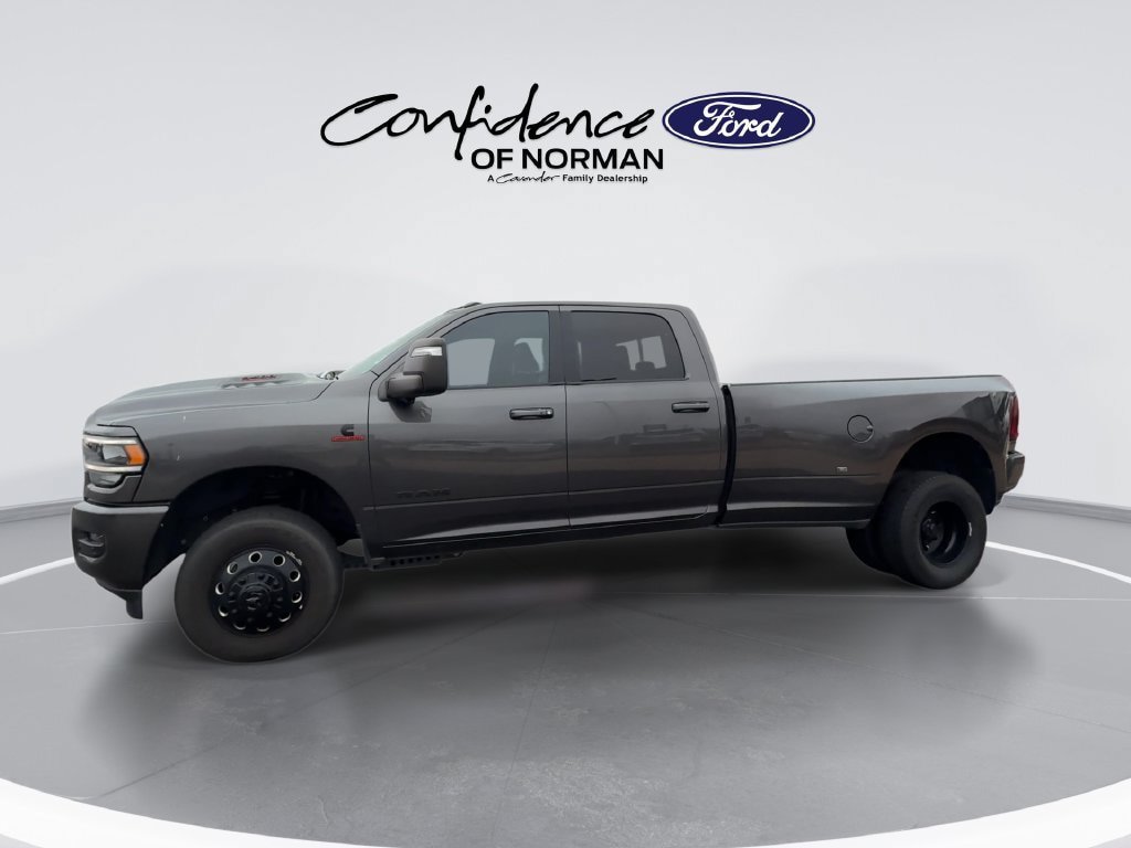 Used 2023 RAM 3500 Laramie w/ Night Edition AWD/4WD image 7