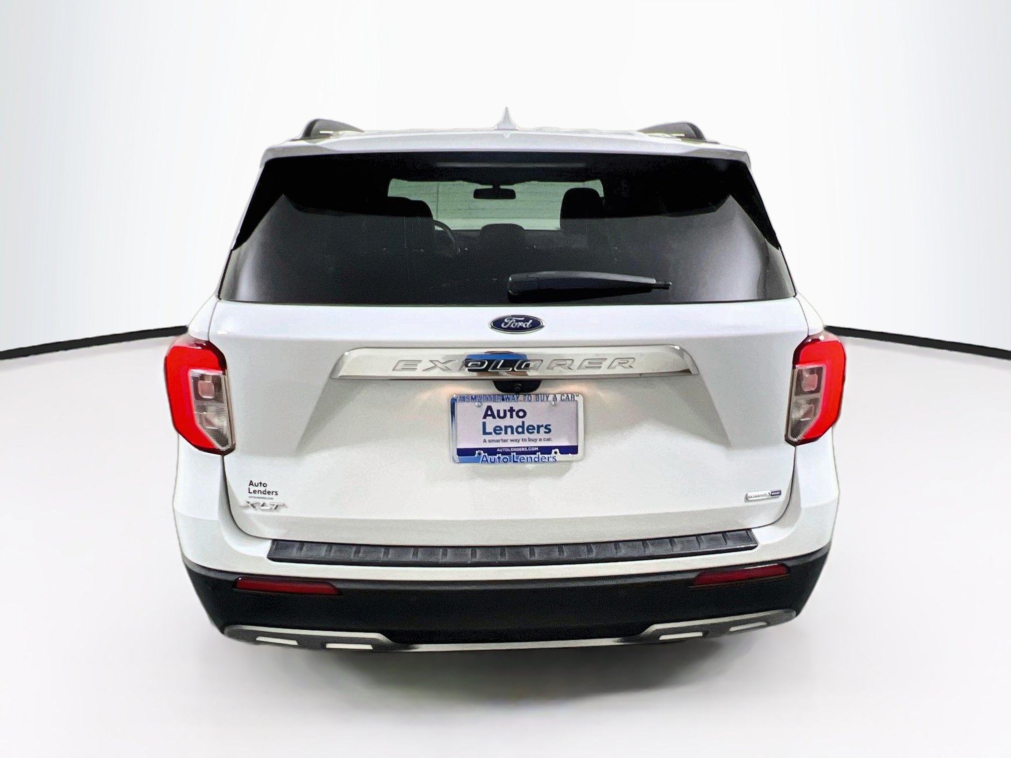 Used 2020 Ford Explorer XLT w/ Equipment Group 202A AWD/4WD image 6