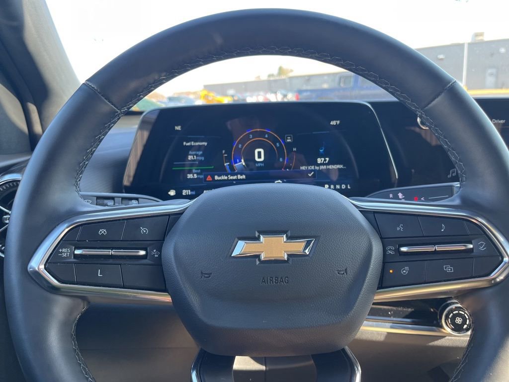 Used 2025 Chevrolet Equinox LT image 15