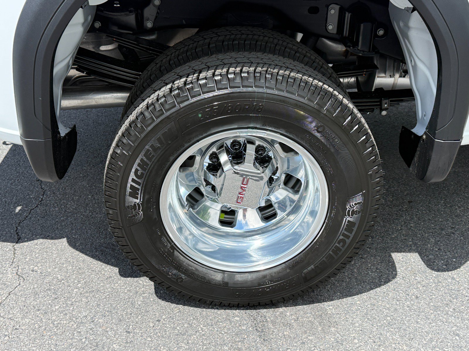 New 2026 GMC Sierra 3500 Pro AWD/4WD image 11