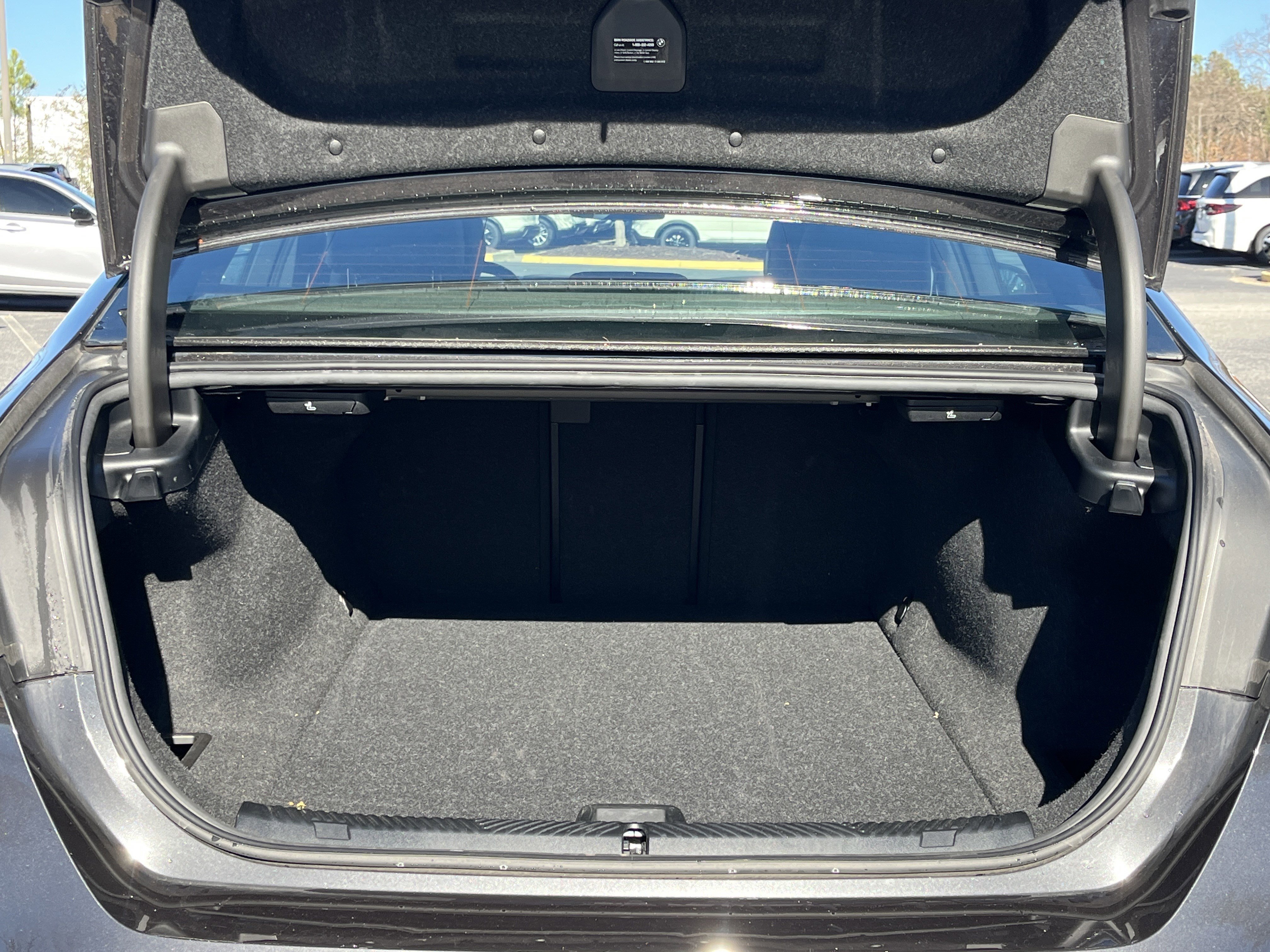 Used 2024 BMW i5 eDrive40i image 28