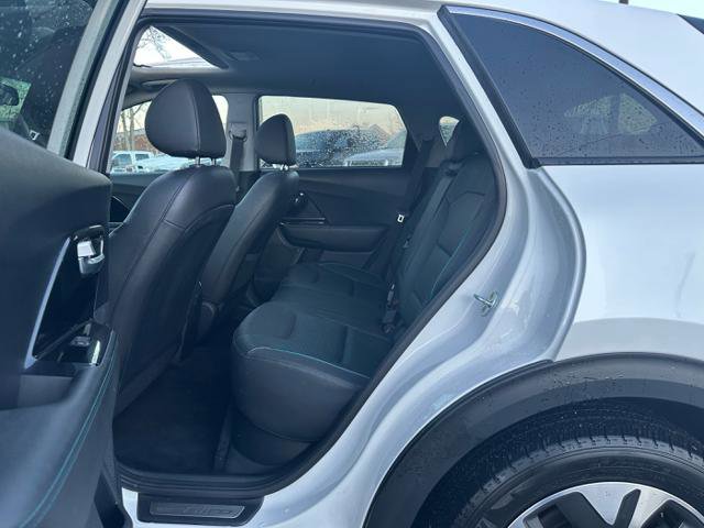 Used 2022 Kia Niro EX Premium w/ Cold Weather Package image 13