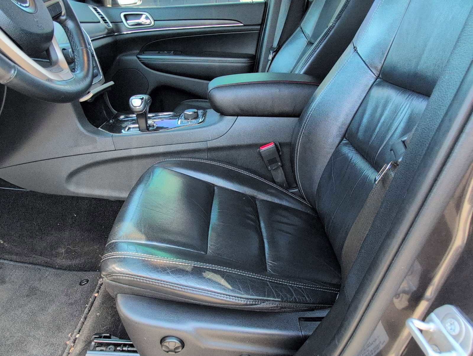 Used 2015 Jeep Grand Cherokee Limited image 17