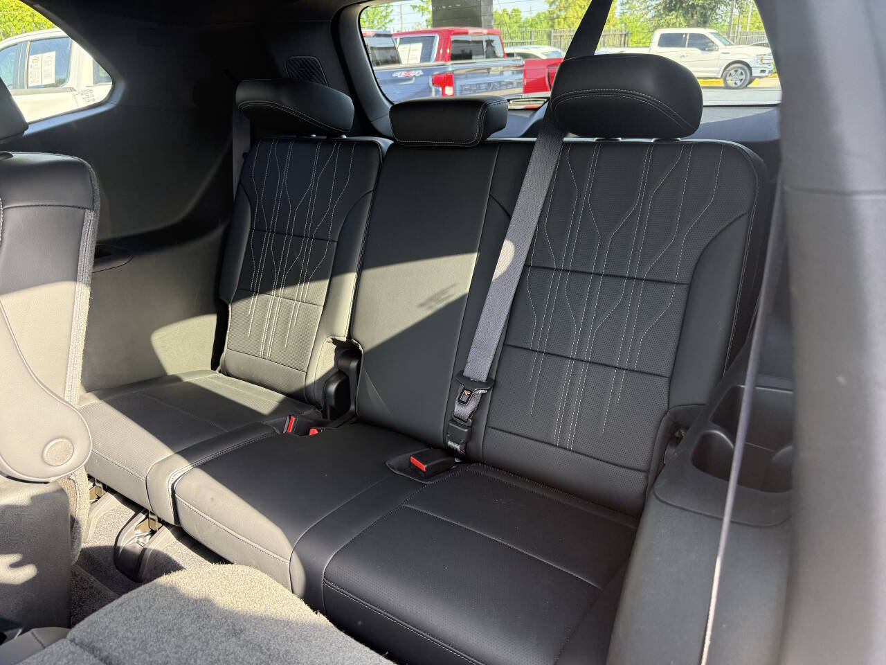 Used 2025 Buick Enclave Avenir w/ Super Cruise Package FWD image 14