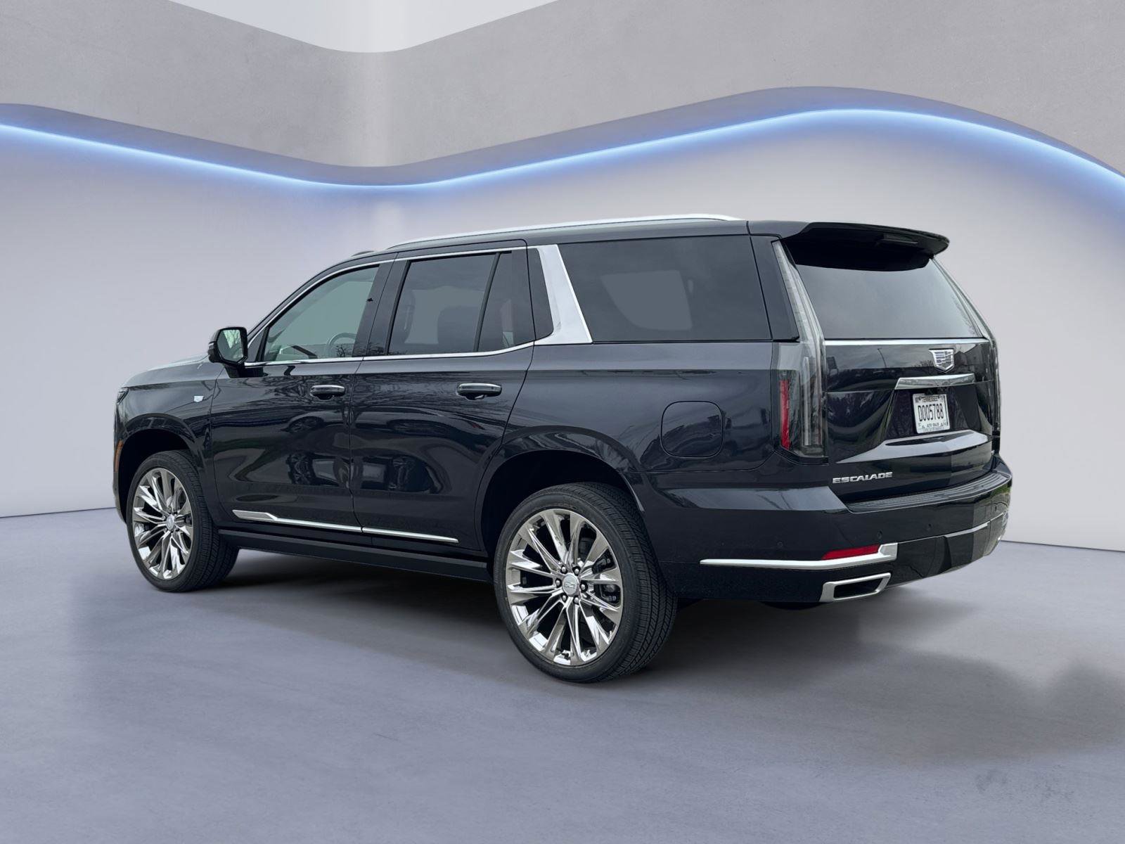 New 2026 Cadillac Escalade Luxury w/ LPO, Radiant Package image 4