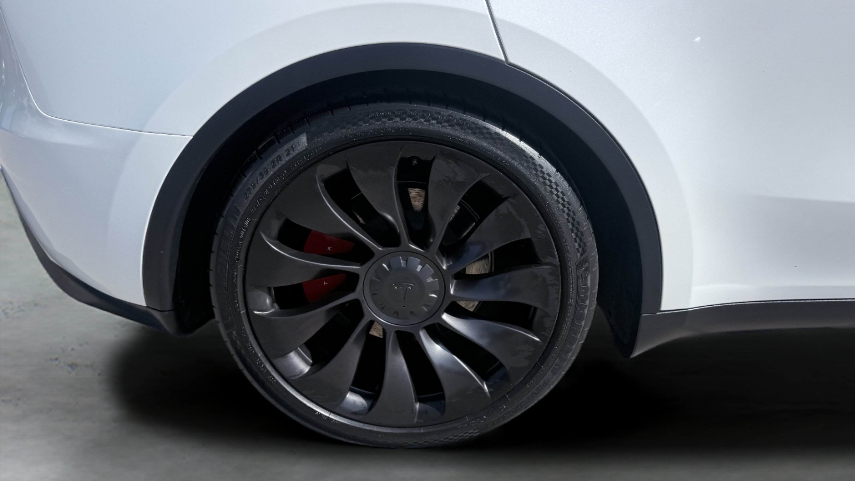 Used 2023 Tesla Model Y Long Range AWD/4WD image 13