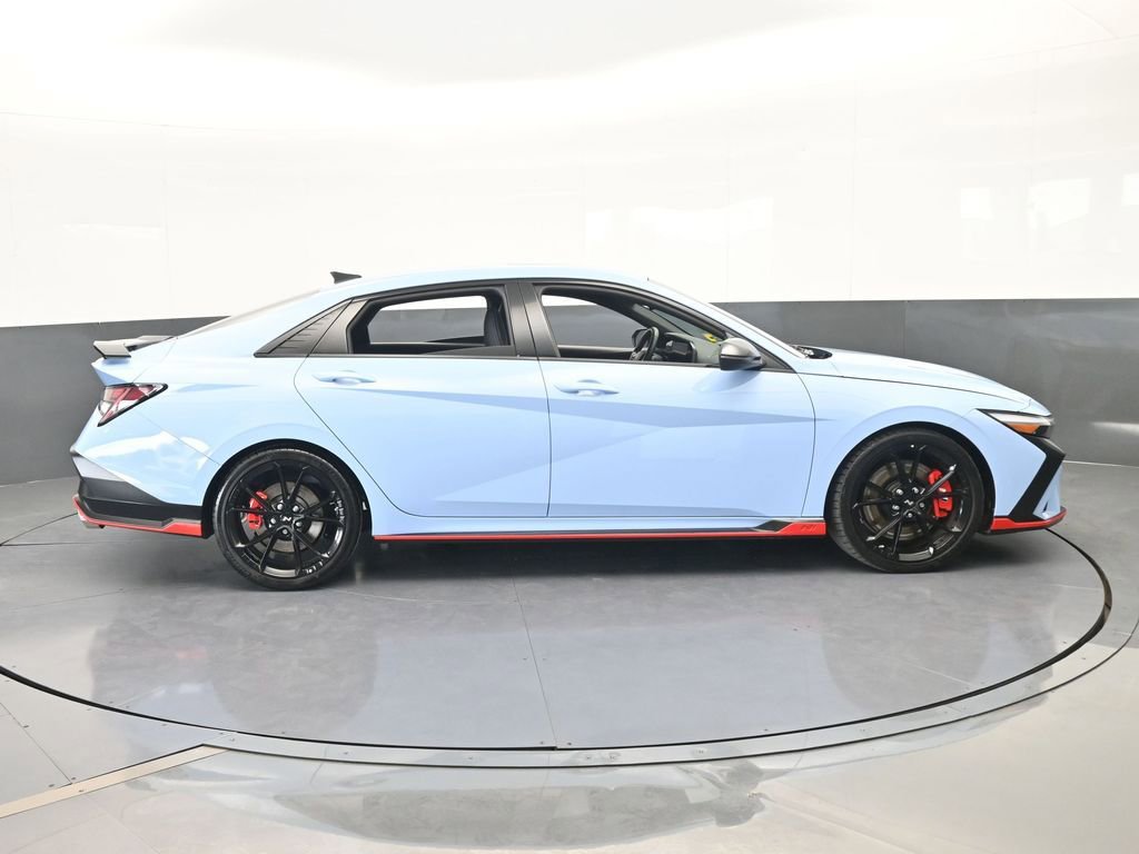 Used 2025 Hyundai Elantra N image 7