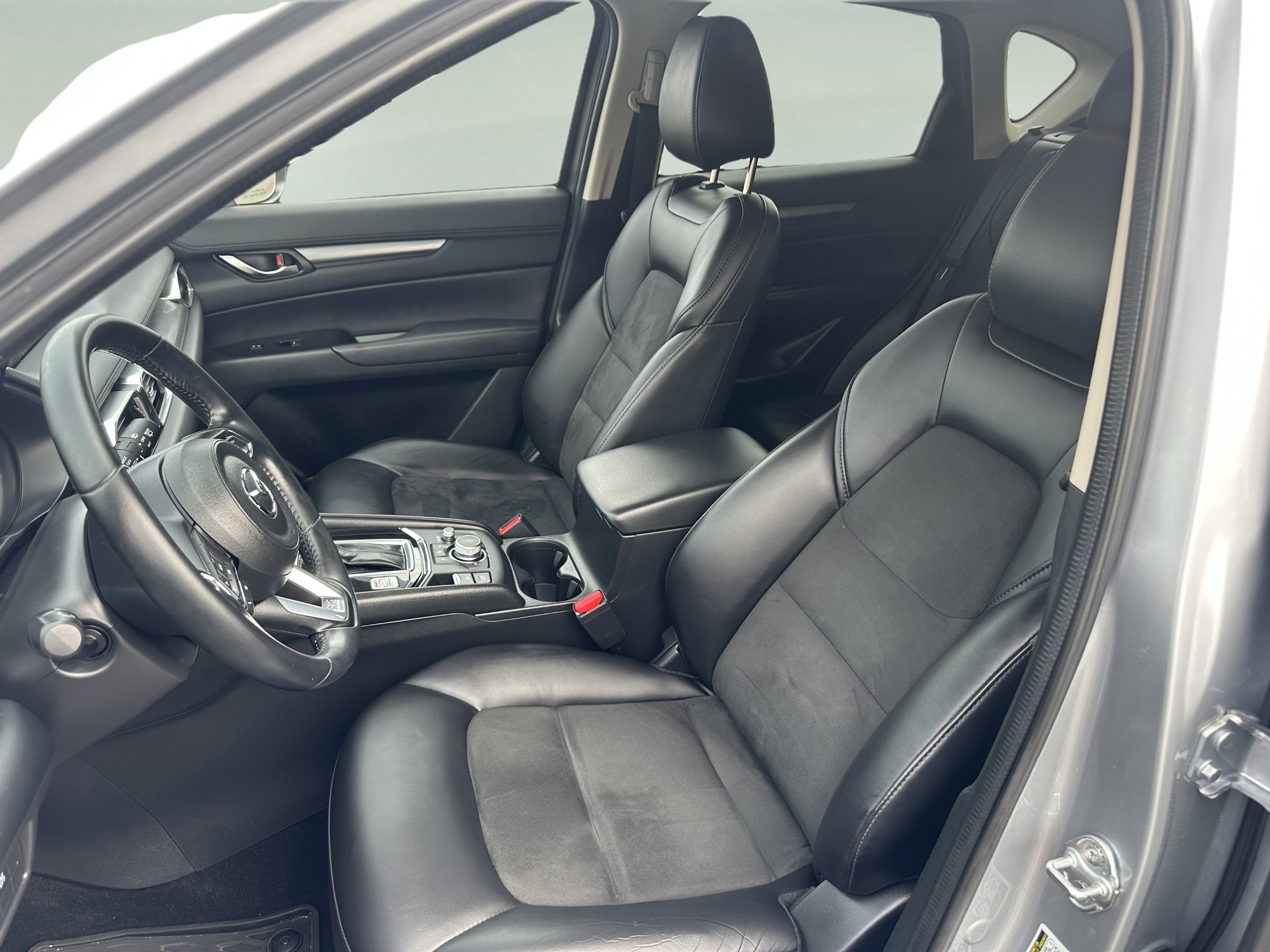 Used 2019 MAZDA CX-5 Touring image 9