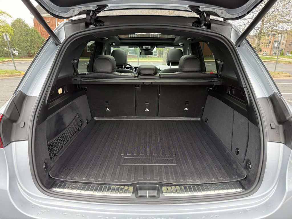 Used 2024 Mercedes-Benz GLE 350 4MATIC image 29