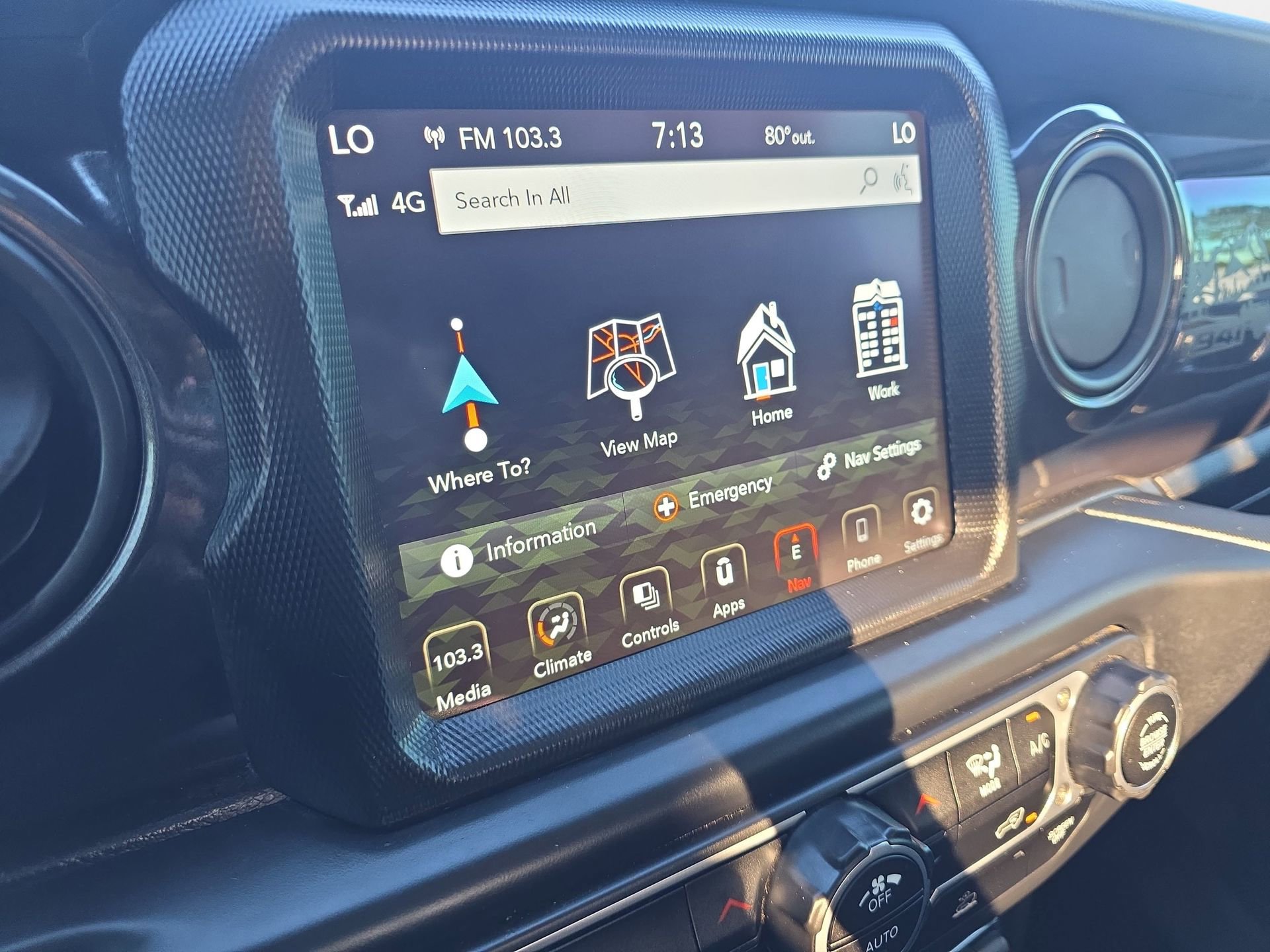 Used 2022 Jeep Gladiator Sport AWD/4WD image 22