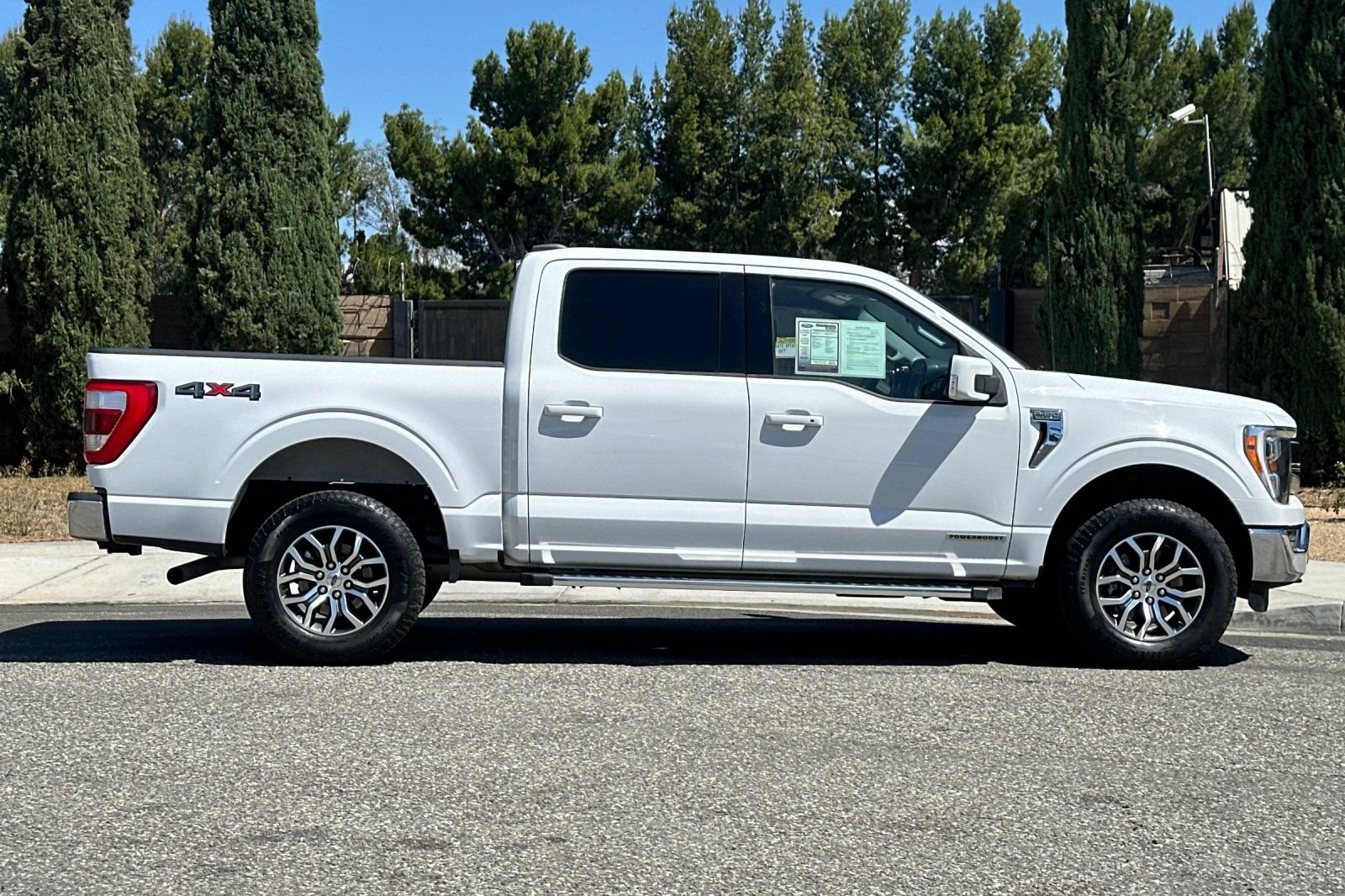 Used 2022 Ford F150 Lariat w/ Equipment Group 501A Mid AWD/4WD image 3